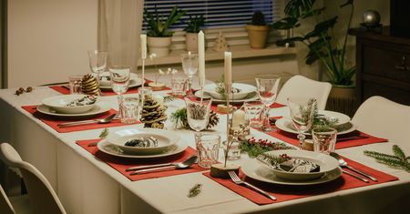 W tym roku catering świąteczny wyjątkowo popularny. Koszty samodzielnego gotowania mogą być wyższe niż zamówienie gotowych potraw