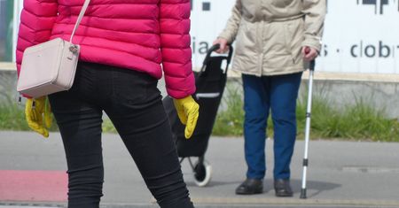 Nowy raport MZ. Jest mniej zakażeń