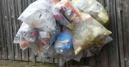 Plastik zalewa świat .