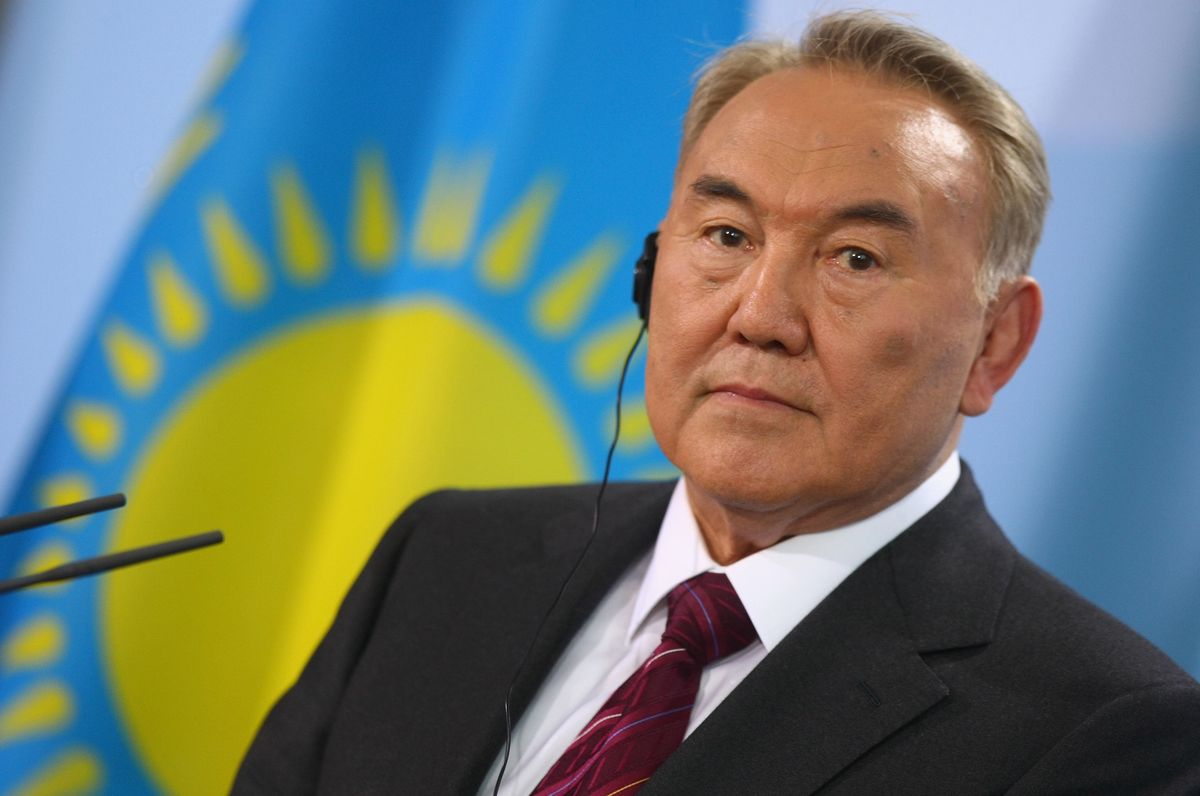 "Azyl dla autokratów". Co z dobytkiem byłego prezydenta Kazachstanu? 