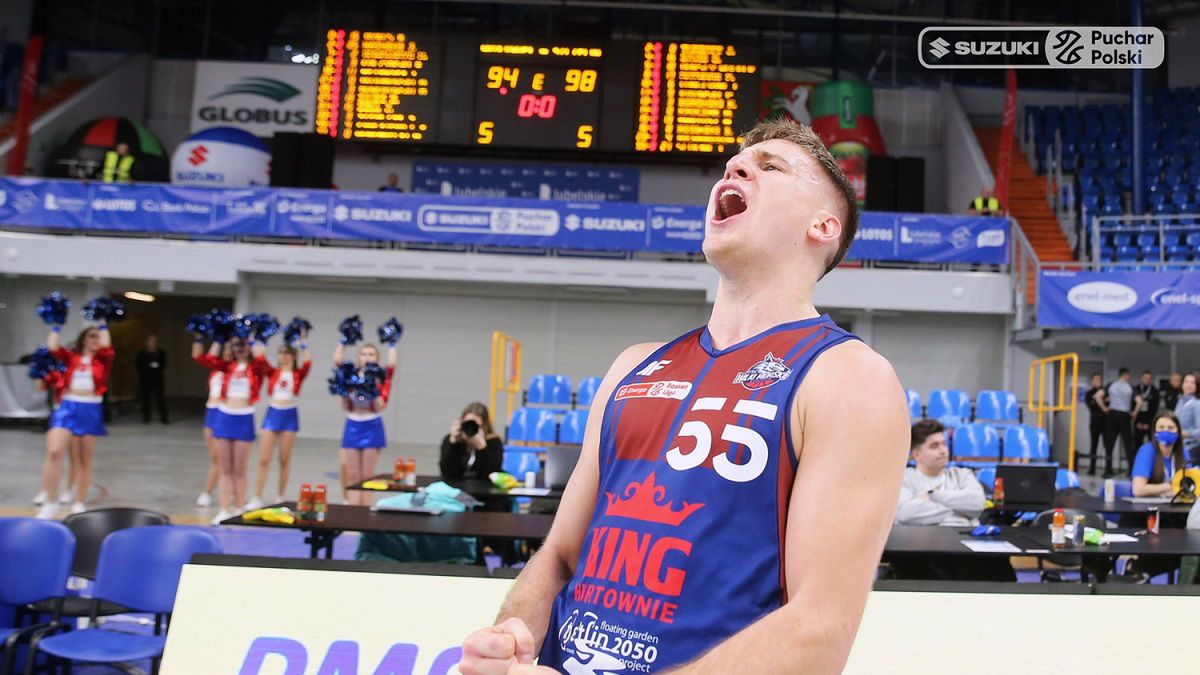 Materiały prasowe / Andrzej Romański / Energa Basket Liga / Na zdjęciu: Jakub Schenk