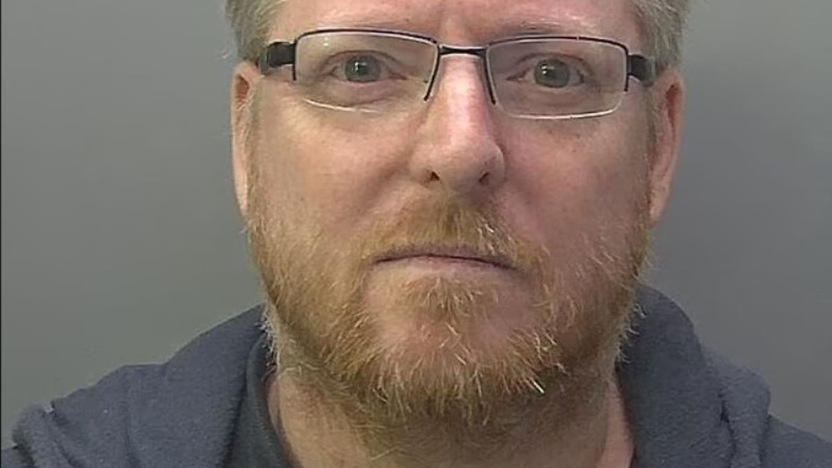 Masażysta nagrał ponad 900 klientek