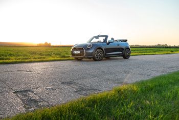 Test: Mini Cooper Cabrio S – Gen Z wśród samochodów