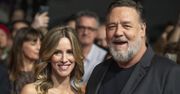 58-letni Russell Crowe i jego młodsza o 27 lat ukochana DEBIUTUJĄ JAKO PARA na czerwonym dywanie (ZDJĘCIA)