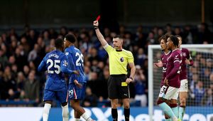 Sensacja na Stamford Bridge. Strzał kolanem uratował Aston Villę
