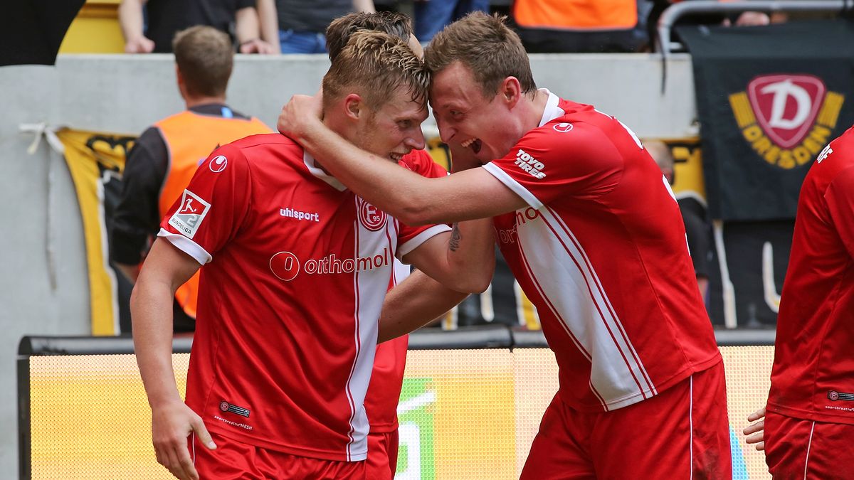 Getty Images / Matthias Kern / Na zdjęciu piłkarze Fortuny Duesseldorf