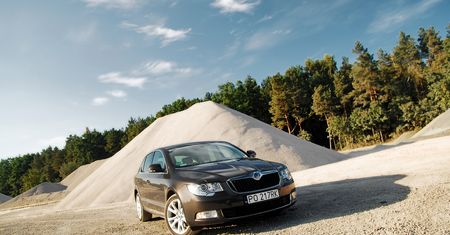 Skoda Superb 2,0 TDI 4x4 DSG Elegance – rozmiar ma znaczenie [test autokult.pl]