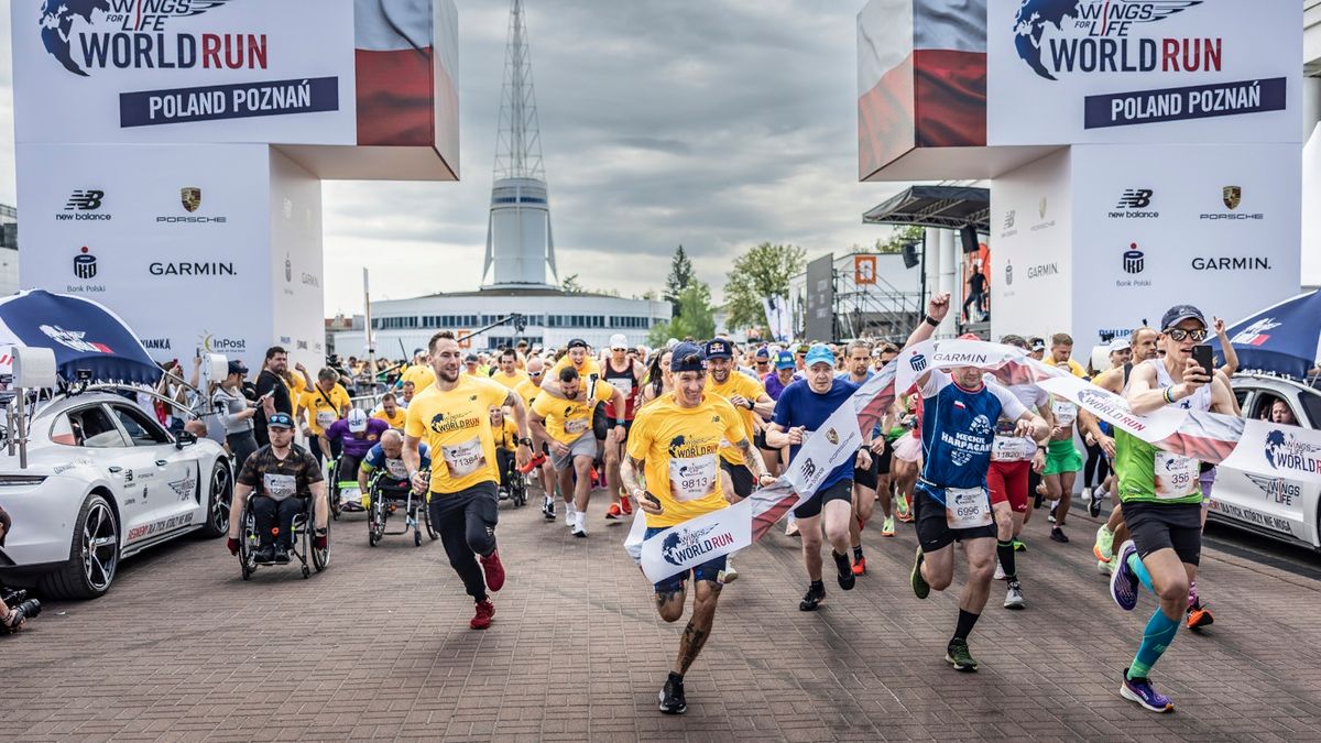 Start biegu Wings for Life World Run w Poznaniu fotMarcin Kin