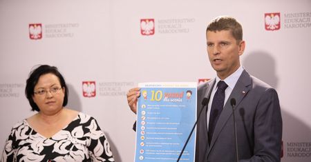 1 września. MEN ujawnia nowe wytyczne dot. powrotu do szkół