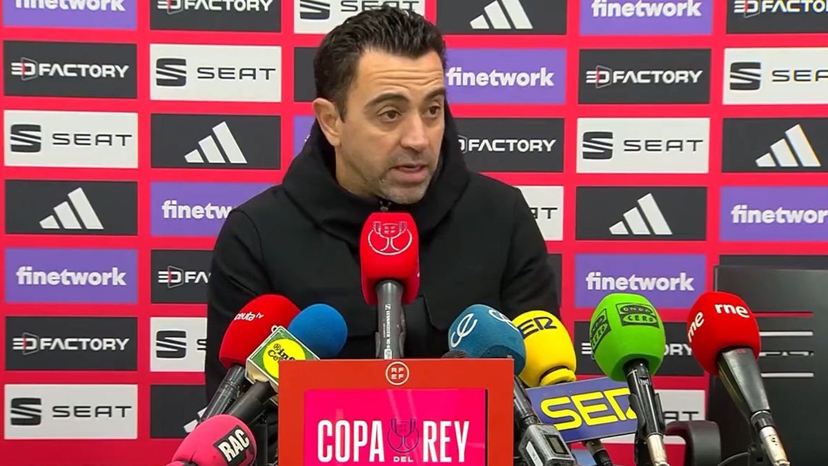 Zdjęcie okładkowe artykułu: Twitter / FC Barcelona / Na zdjęciu: Xavi