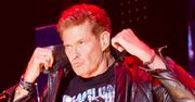 David Hasselhoff "żyje pełnią życia" W POLSCE, mknąc rowerem przez dolnośląskie wsie (FOTO)
