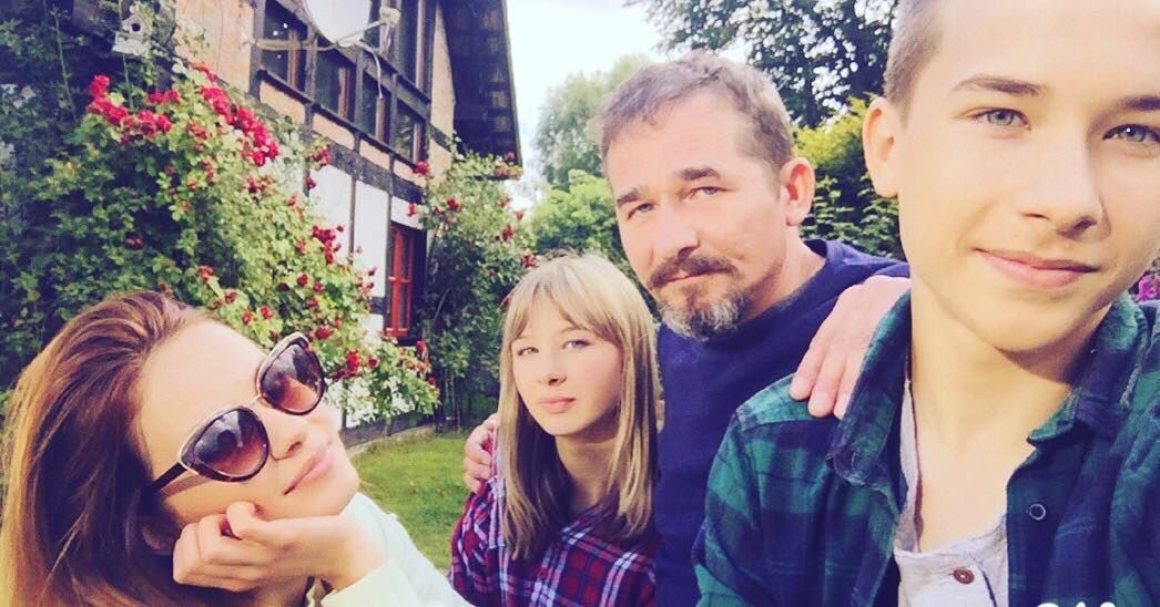 Natalia Szroeder pokazała ojca i rodzeństwo