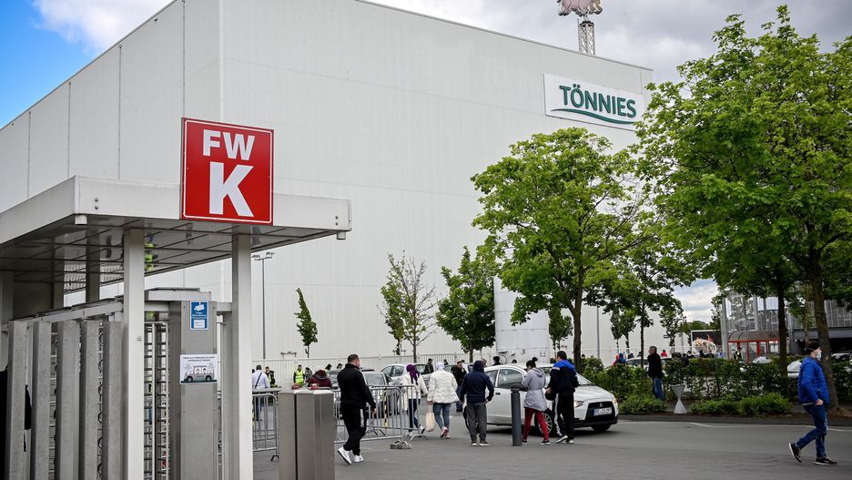 Koronawirus. Niemcy z nowym ogniskiem zakażeń. Stwierdzono je w tym zakładzie