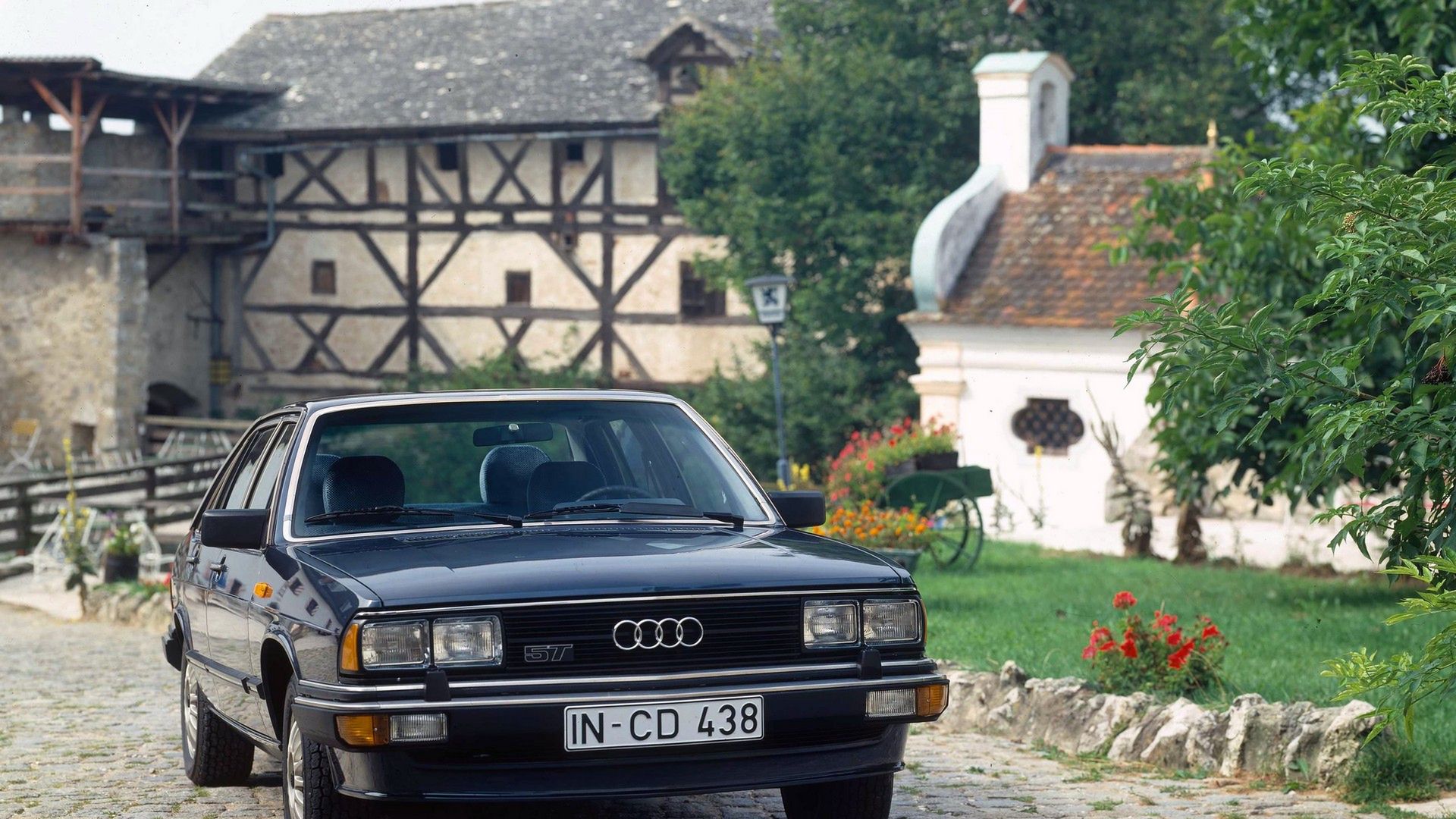 Audi 200 5T z doładowanym motorem o mocy 170 KM