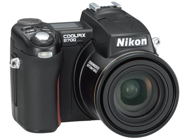 Nikon Coolpix 8700