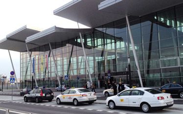 PLL LOT zgodziło się sprzedać udziały w Eurolocie i Casinos Poland