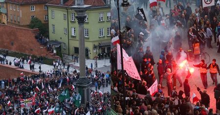 Tak wyglądały manifestacje przeciwko imigrantom (ZDJĘCIA)