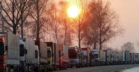 Kierowcy ciężarówek protestują w Belgii przeciw nowemu systemowi poboru opłat