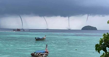Cztery "wodne tornada" na jednym zdjęciu. To nie dzieje się często!