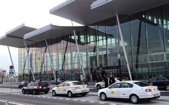 PLL LOT zgodziło się sprzedać udziały w Eurolocie i Casinos Poland