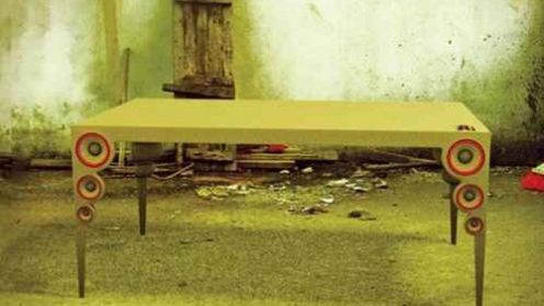 Koncepcyjny stół z wbudowanymi głośnikami 1