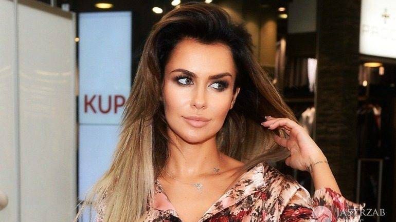 Natalia Siwiec chodzi do wróżki