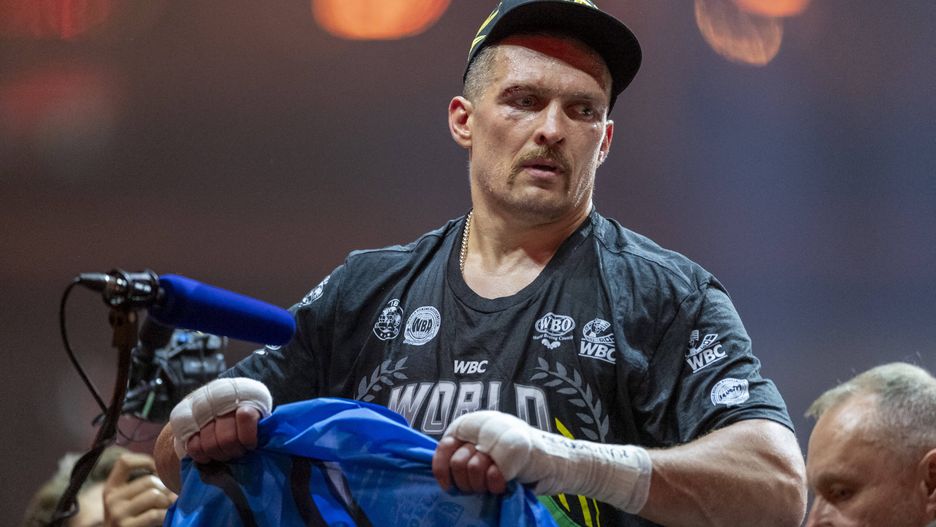 Ukraiński bokser Ołeksandr Usyk zatrzymany na lotnisku w Krakowie