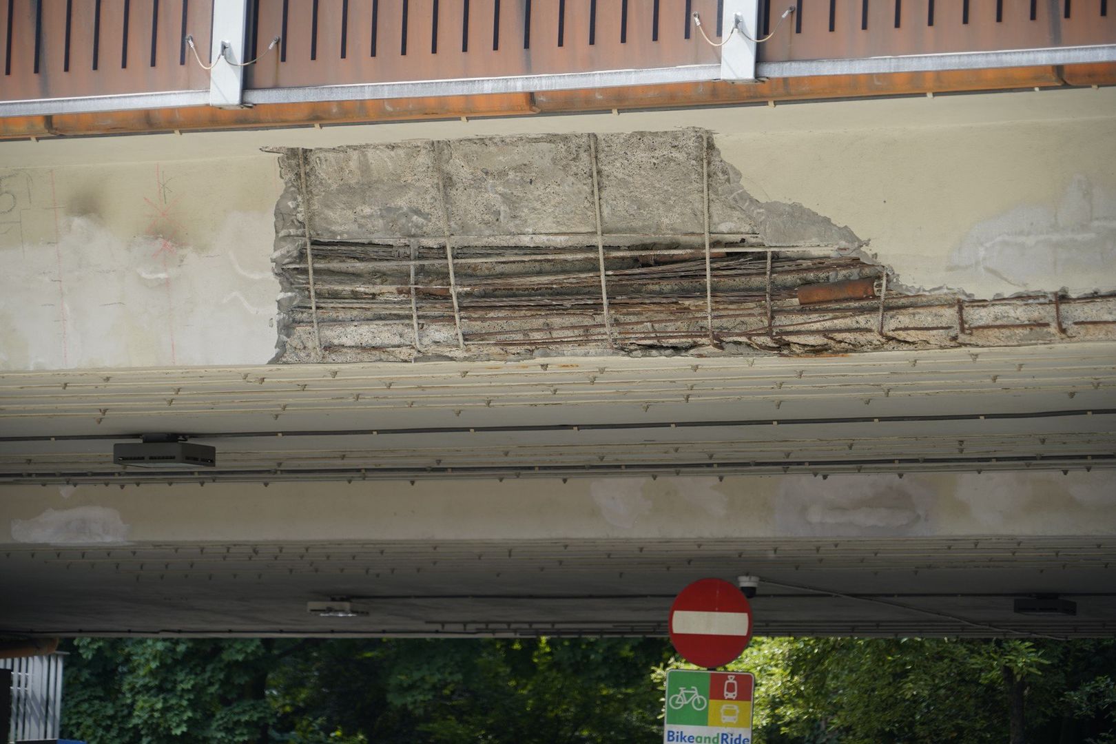Estakada w Chorzowie się sypie. Konstrukcja grozi zawaleniem