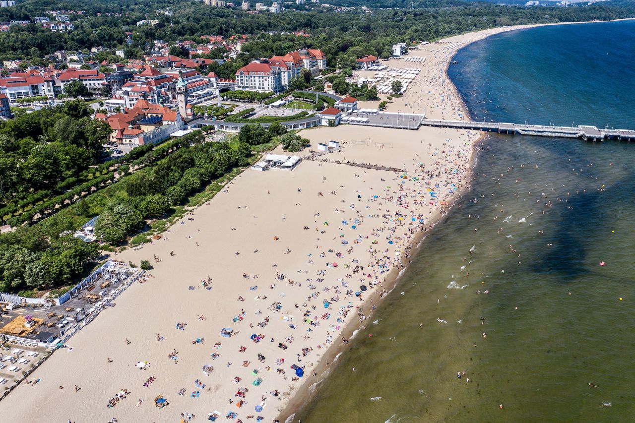 Branża turystyczna zaskoczona. Wakacje zaliczyły falstart, turystów jest mało