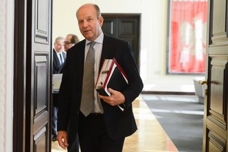 Podwyżki w służbie zdrowia. Radziwiłł tłumaczył się przed Senatem