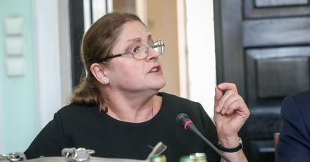 Oburzona na Żabkę Pawłowicz pisze do Rafalskiej