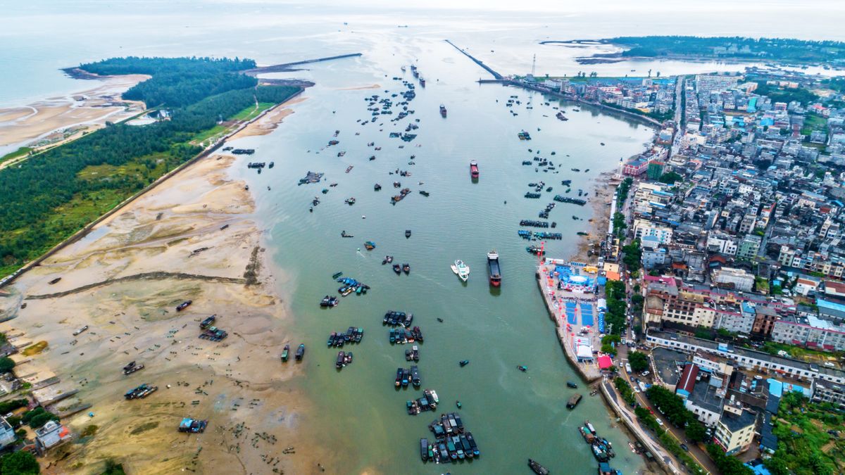 Opening Sea Festival In Guangxi, China
From August 16 to 18, 2018, Fangcheng Port, Guangxi Province, China. Opening Sea Festival held in Fangcheng Port. (Photo credit should read Jiang Hairong/Future Publishing via Getty Images)
Future Publishing
pictured, water, sea, ship, boat, blue