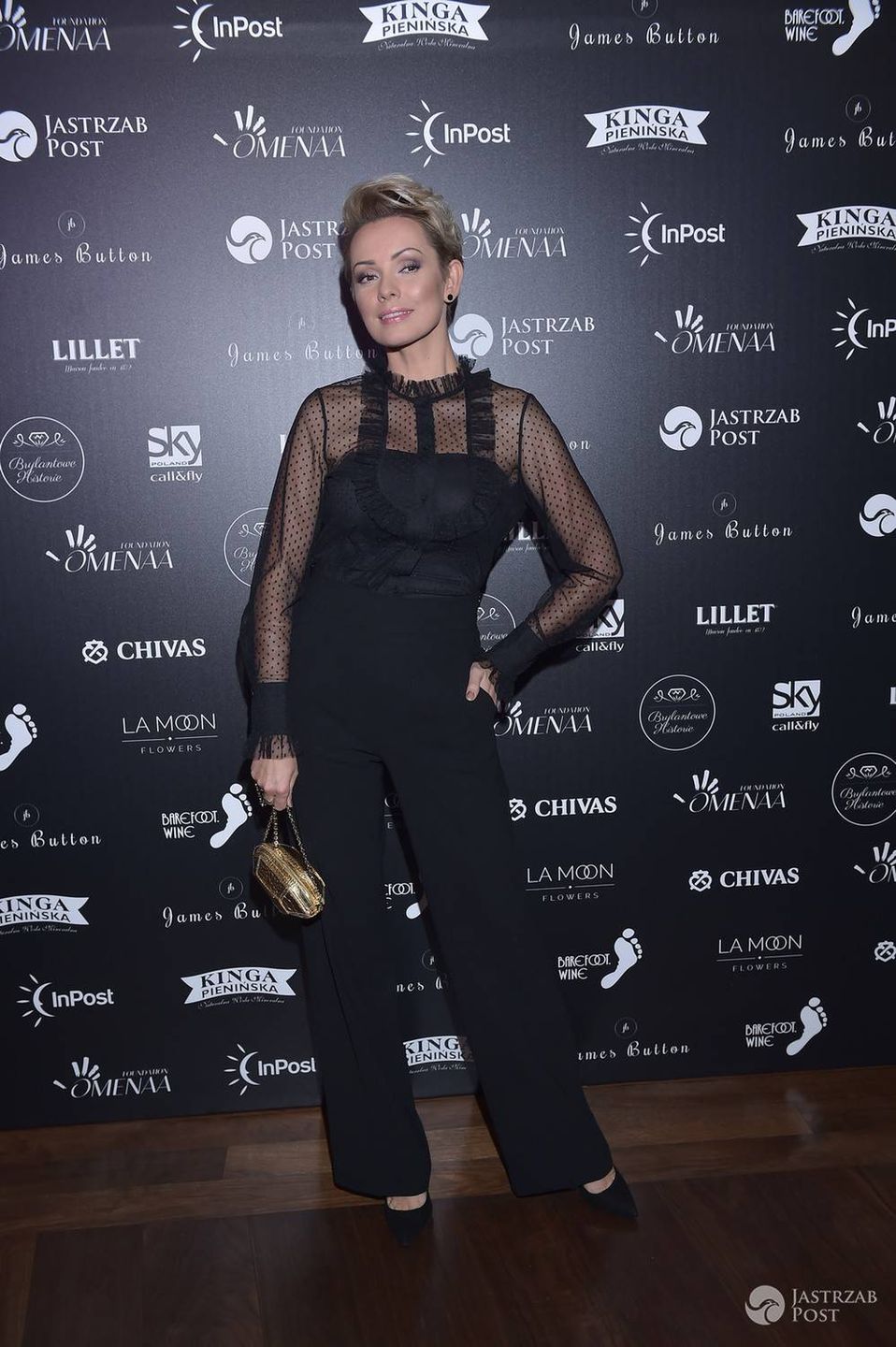 Dorota Gardias wspiera akcję Omenaa Fundation Każda koszula pomaga