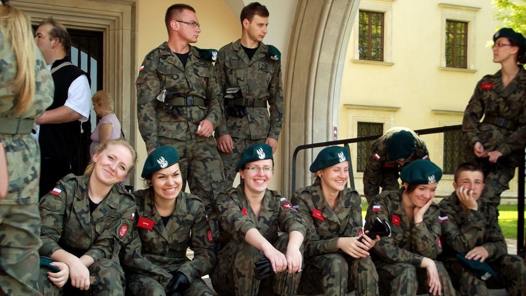 Legię Akademii powołał Antoni Macierewicz, ówczesny minister Obrony Narodowej.