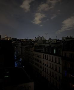 Paryż bez prądu. W mieście zapanowały ciemności