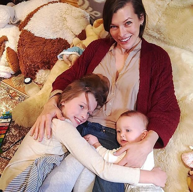 Milla Jovovich urodziła
