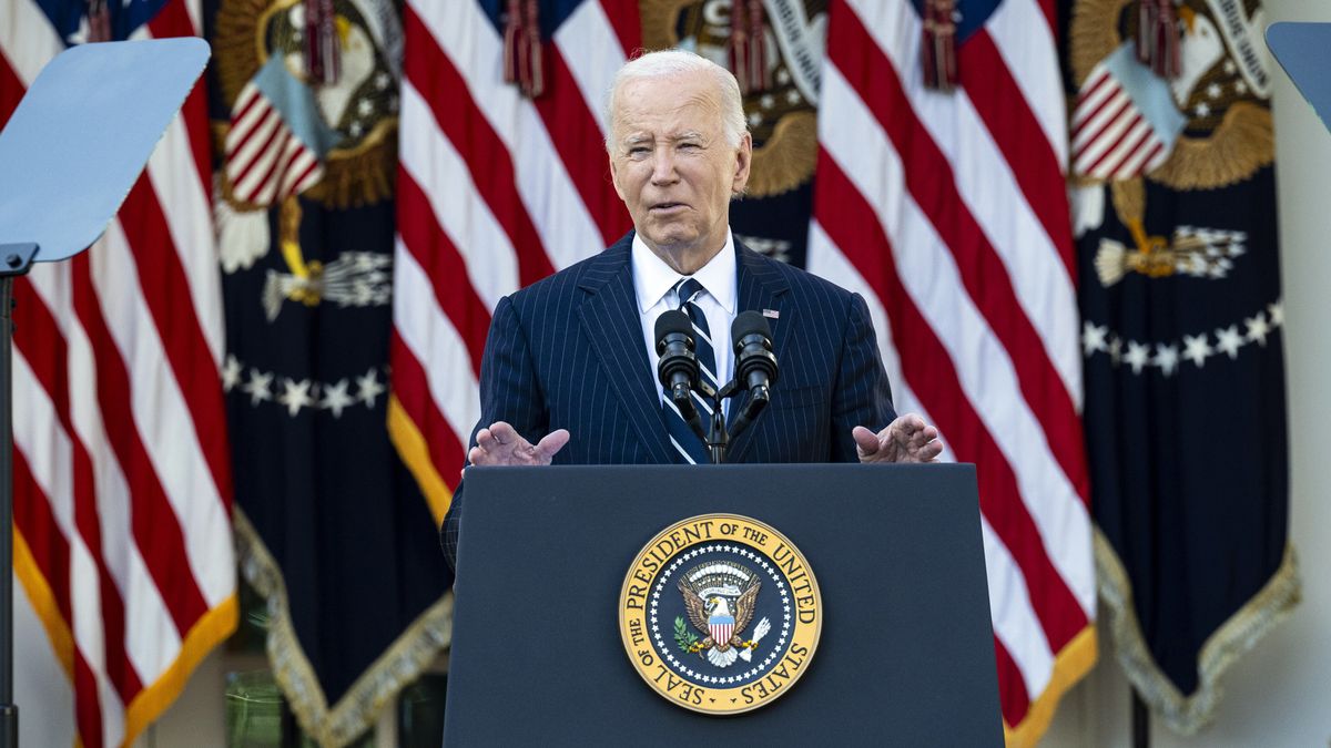 US President Joe Biden delivers remarks on the results of the 2024 presidential election during an address to the nation in the Rose Garden of the White House in Washington, DC, USA, 07 November 2024. President Biden stated he accepts the choice the country made, after Republican presidential candidate Donald J. Trump was declared the winner of the 2024 US presidential election over Democratic presidential candidate US Vice President Kamala Harris. EPA/GRAEME SLOAN Dostawca: PAP/EPA.