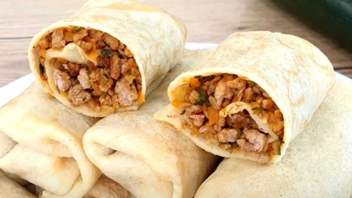 Żaden ser czy dżem. Rodzina prosi mnie o naleśniki z nietypowym farszem (fot. YouTube/@SprintCooking)