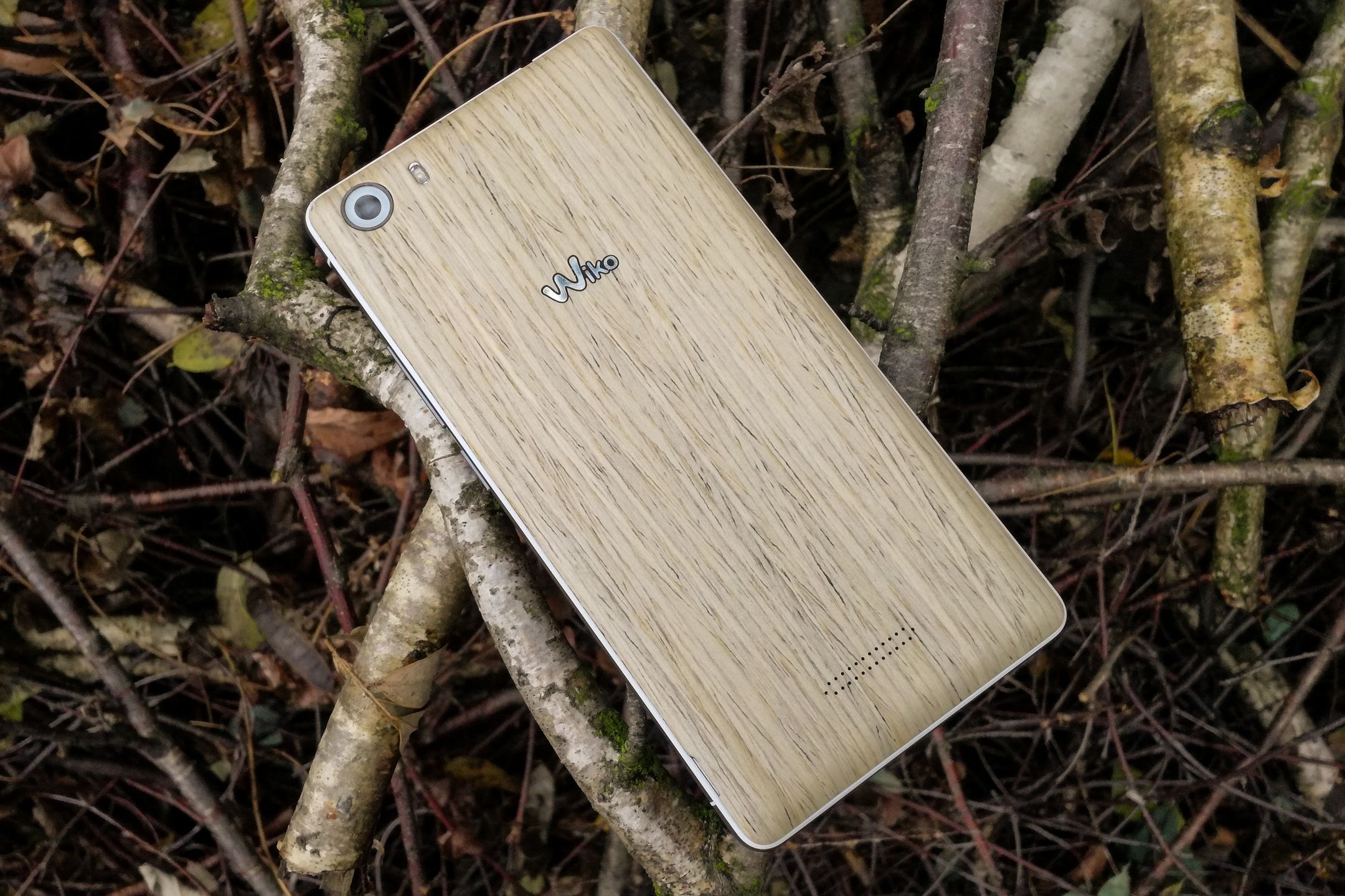 Wiko Fever SE – test drewnianego, świecącego w ciemności francuskiego smartfonu 17