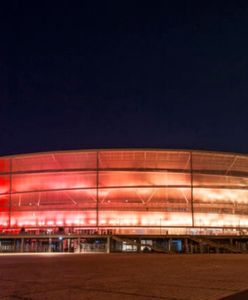 Wrocław. Stadion świeci na pomarańczowo. Tak miasto obchodzi Międzynarodowy Dzień Eliminacji Przemocy wobec Kobiet