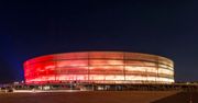 Wrocław. Stadion świeci na pomarańczowo. Tak miasto obchodzi Międzynarodowy Dzień Eliminacji Przemocy wobec Kobiet