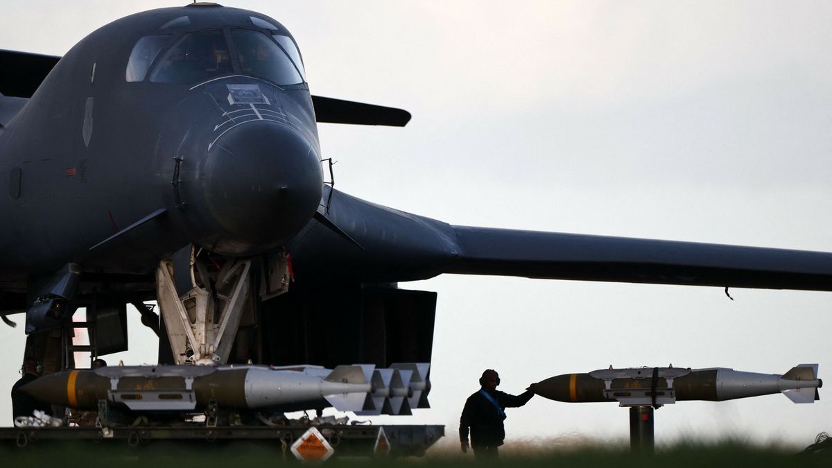 Bombowce USA opuściły bazę w Fairford