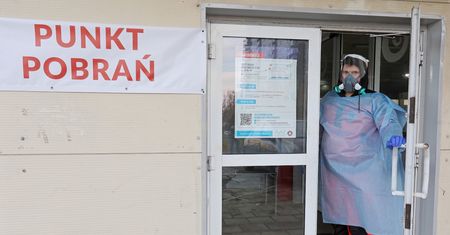 Koronawirus w Warszawie. Mazowieckie znowu na drugim miejscu [05.05.2021]