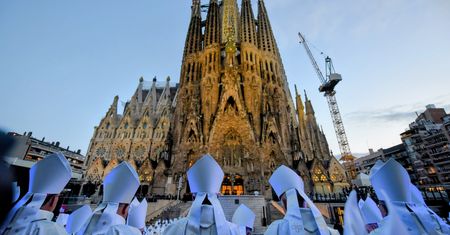 Papież Leon XIV spełnił marzenie Gaudiego. Historyczny dzień w Barcelonie