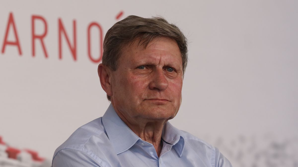 Lech Walesa Visit Gdansk
Former president of Poland Lech Walesa and Leszek Balcerowicz former Deputy Prime Minister in Tadeusz Mazowiecki's government are seen in Gdansk, Poland on 3 June 2019. Freedom and Solidarity Days mark 30th anniversary of the first partly free elections in Poland on 4th of June 1989. Walesa and Balceriwcz take part in the celebrations in Gdansk.  (Photo by Michal Fludra/NurPhoto via Getty Images)
NurPhoto
gdansk, obchody, swieto wolnosci, portret, Freedom and Solidarity Days, freedom, communist era, poland, anniversary