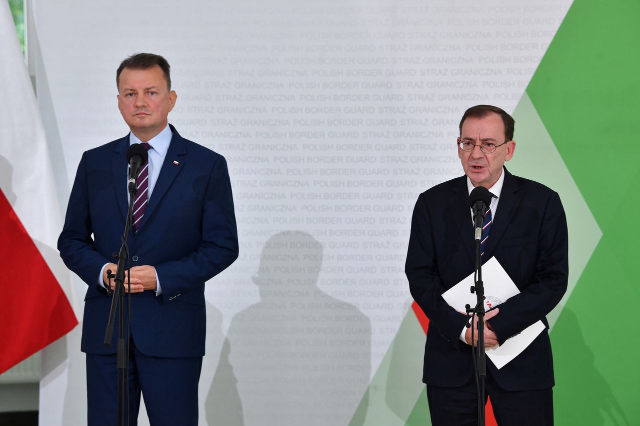 Szokujące zdjęcia na konferencji Kamińskiego. "Wiadomości" TVP pokazały materiał