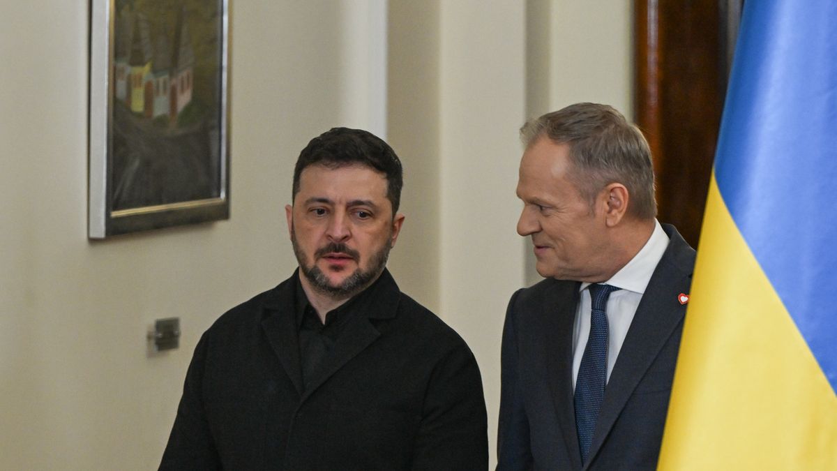 Ukraine's Zelenskyy Meets Polish PM Tusk On Security And Aid
WARSAW, POLAND  DECEMBER 19:
President of Ukraine Volodymyr Zelenskyy meets with Polish Prime Minister Donald Tusk in Warsaw, Mazovian Voivodeship, Poland, on December 19, 2025.
The discussion, part of Zelenskyy's official visit following an EU summit in Brussels, focused on continued political and financial support for Ukraine, security cooperation and shared efforts by Warsaw and Kyiv to bolster assistance amid Russia's ongoing war against Ukraine. (Photo by Artur Widak/NurPhoto via Getty Images)
NurPhoto
brussels, policy, summit, negotiation, reconstruction, december 19, zelenskyy, relations, solidarity, defense, funding, eu, talks, prime, political, ongoing, minister, backing, negotiations, alliance, international, bilateral, agenda, aid, partnership, euloan, foreign