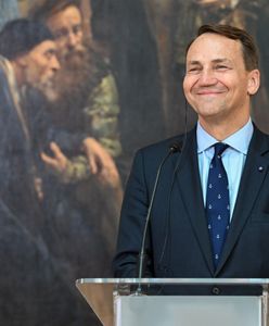 "Niech zdejmie sukienkę". Sikorski ostro o wypowiedziach biskupów