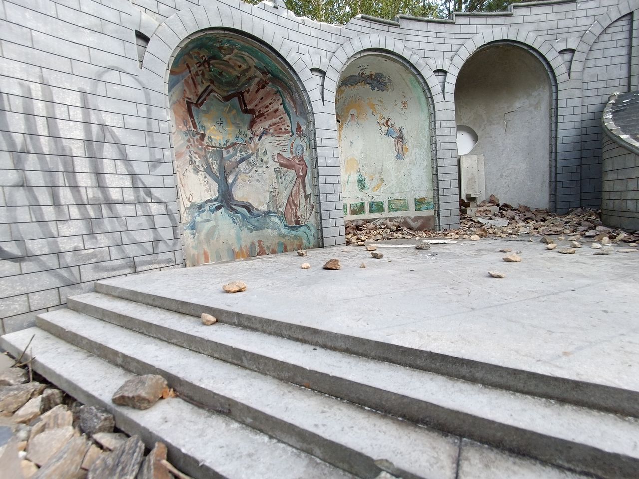 To miała być wizytówka Częstochowy. Dziś jest ruiną. Upadek Parku Miniatur Sakralnych