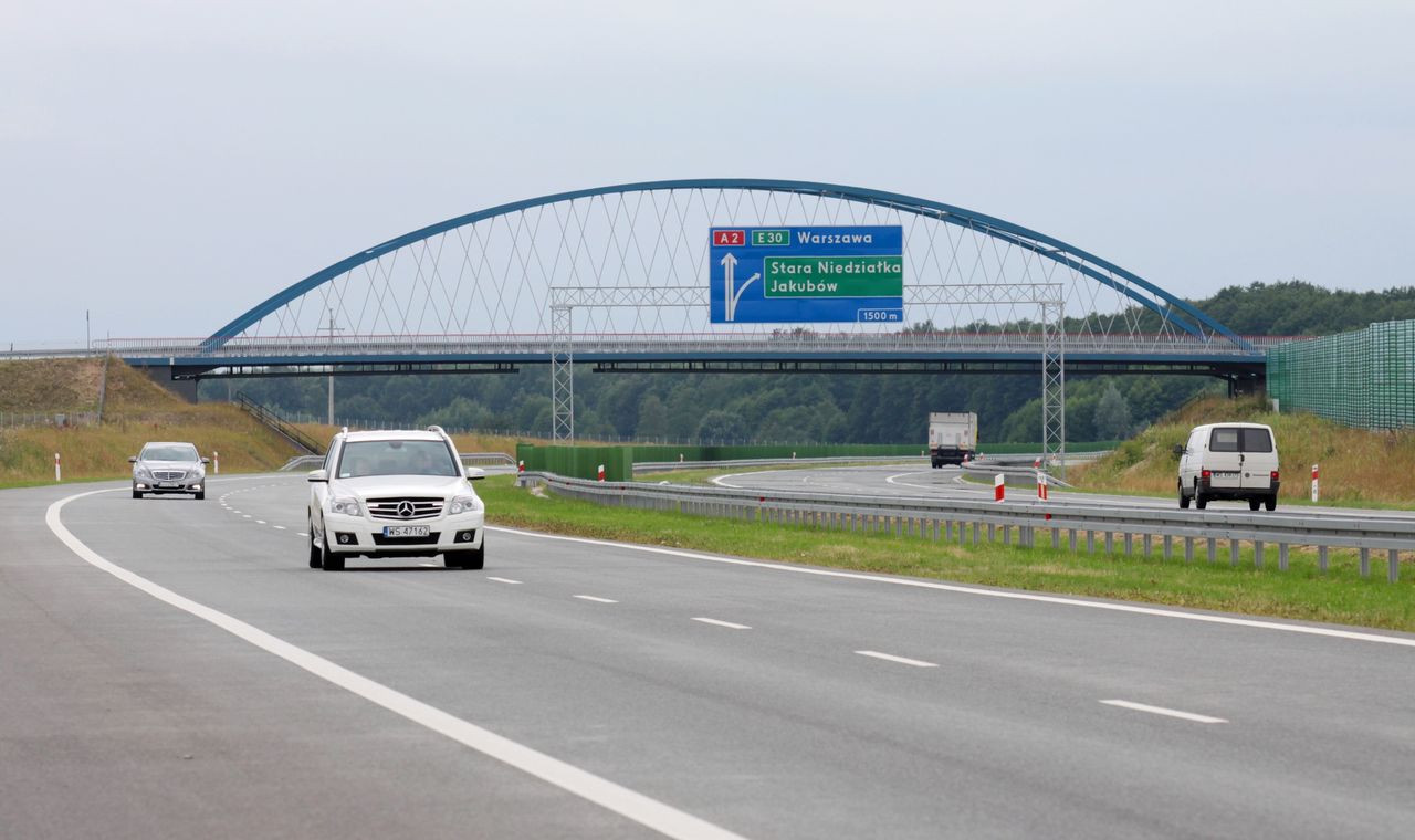 Przetargi będą dotyczyć 330 km nowych i 330 km istniejących dróg.